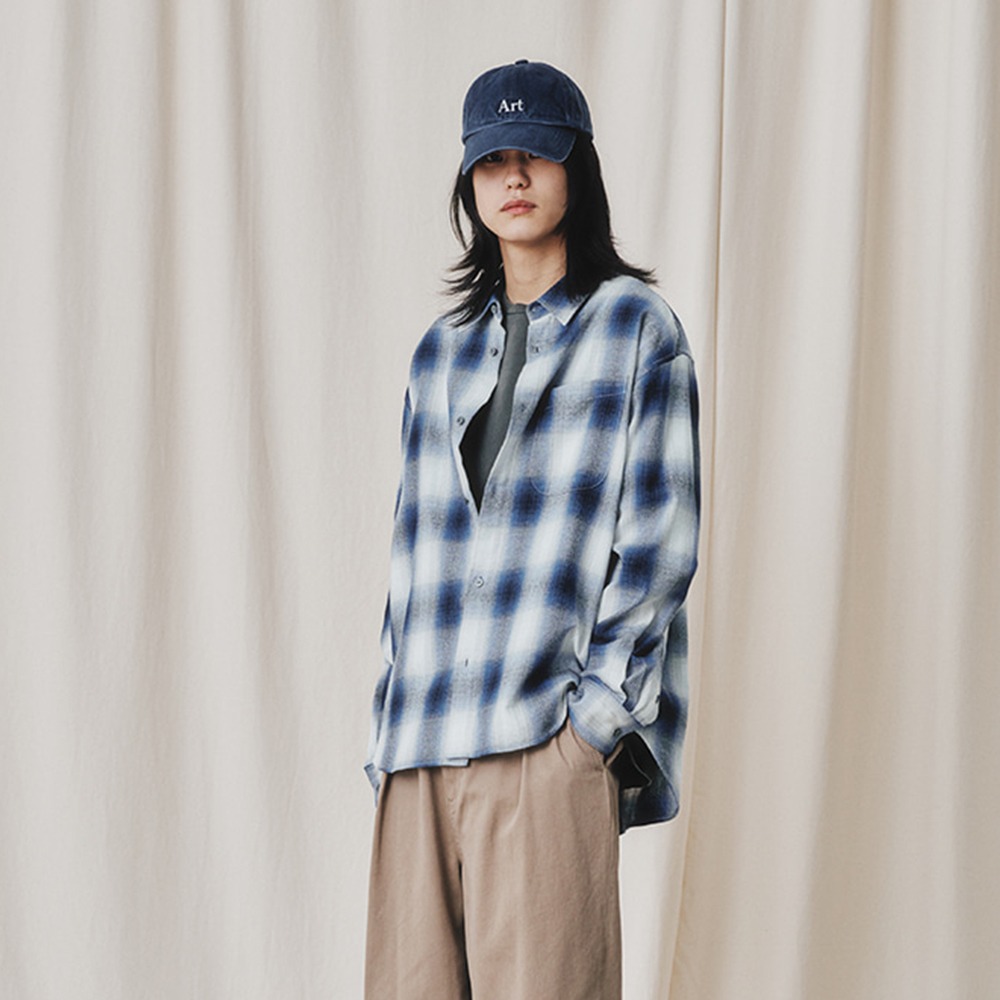[Art if acts]  24SS Marieta Ombre Check Shirts Blue